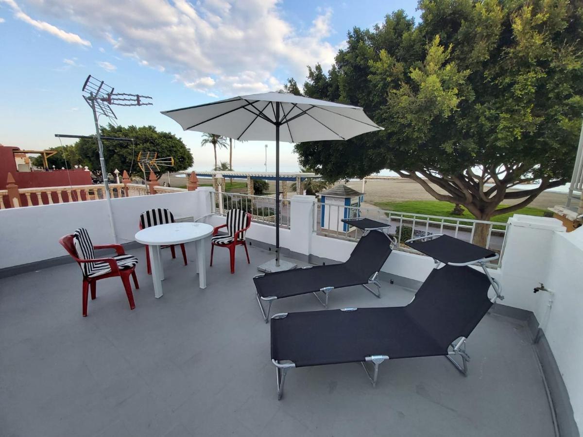 Beachfront House Malaga Ngoại thất bức ảnh